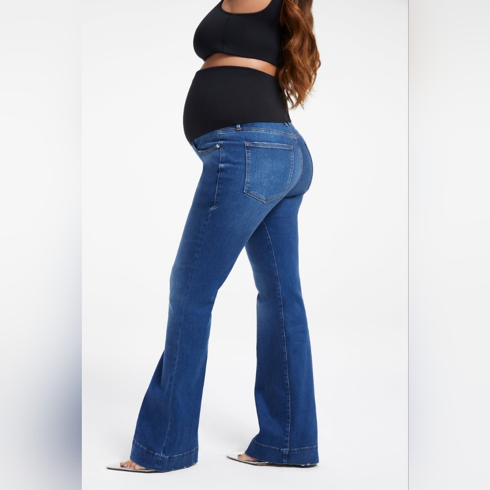 Good American Maternity Flare Jeans
